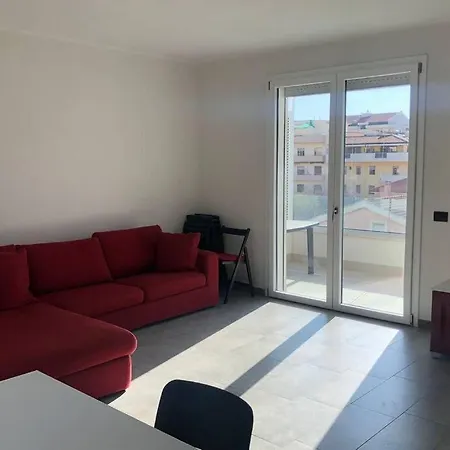 Casa Moderna Ricca Di Comfort E Con Posto Auto Apartment *